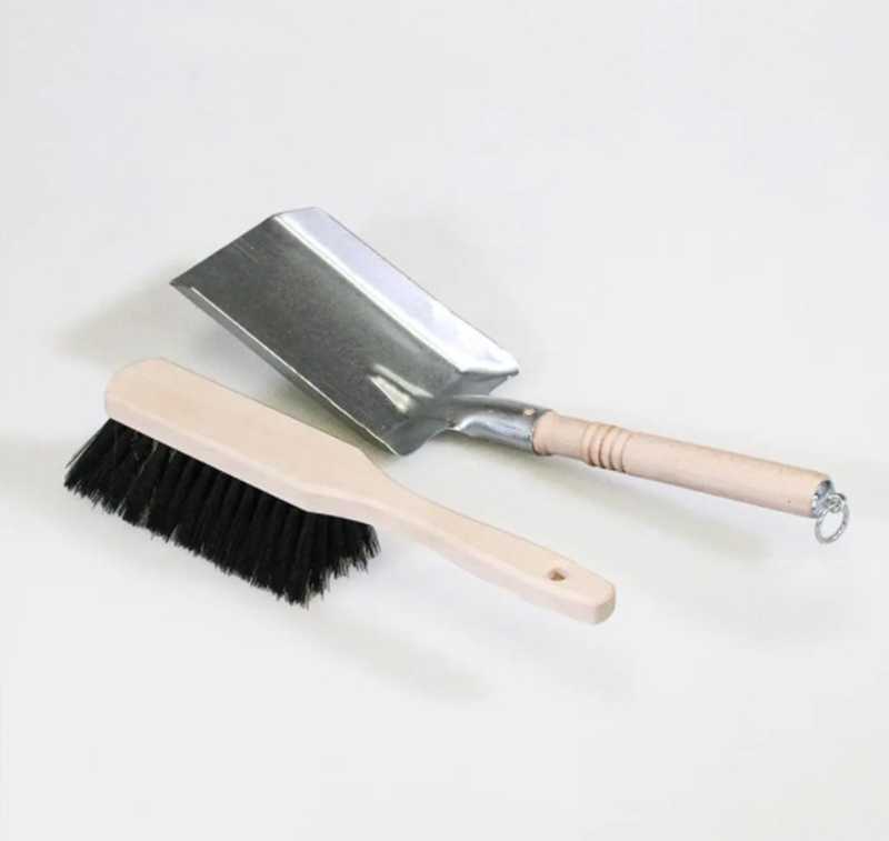 Harrie Leenders Dust Pan & Brush