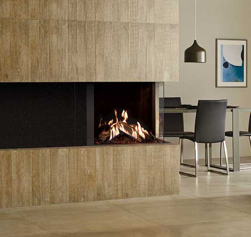Gazco Reflex 75T-3 right facing gas fire with Echo Flame Black Glass lining