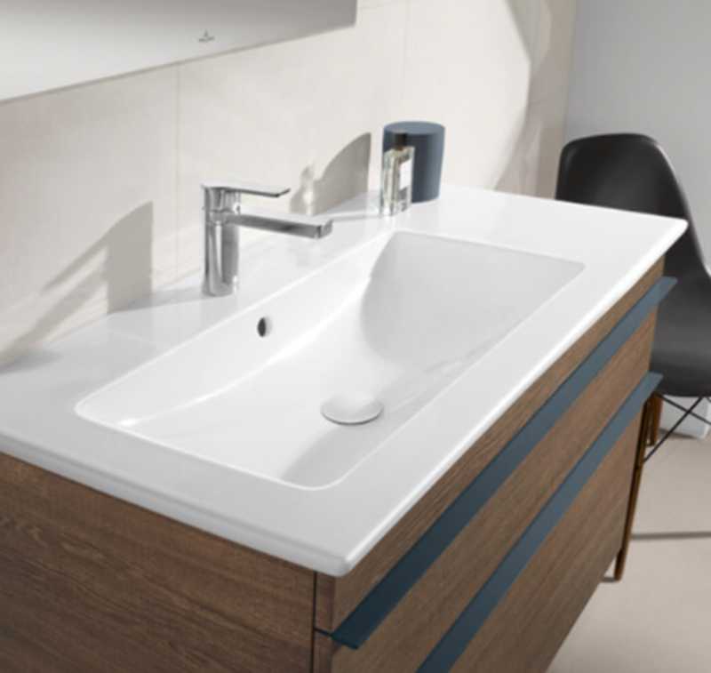 Villeroy and boch sink with cabinet